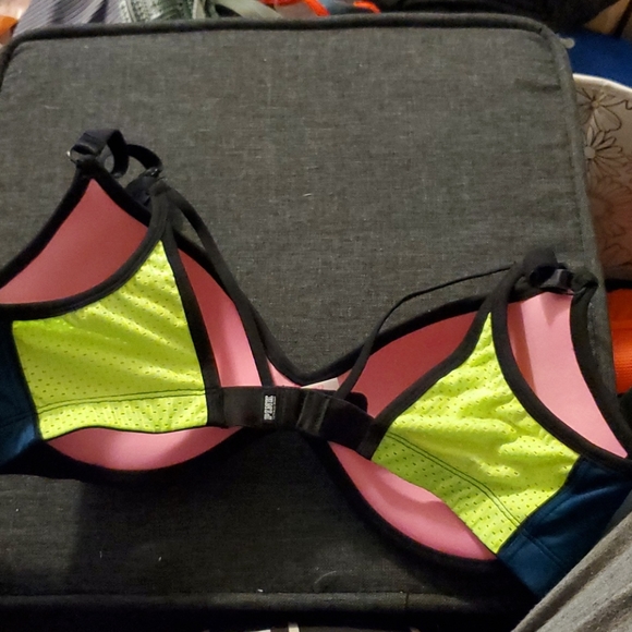 Lightly lined PINK t-shirt bra 36D - Picture 2 of 3